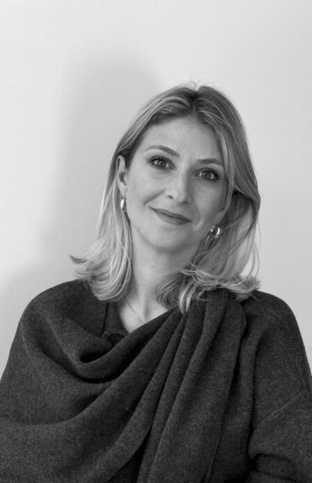 Charlotte Lyon Brown - Photo